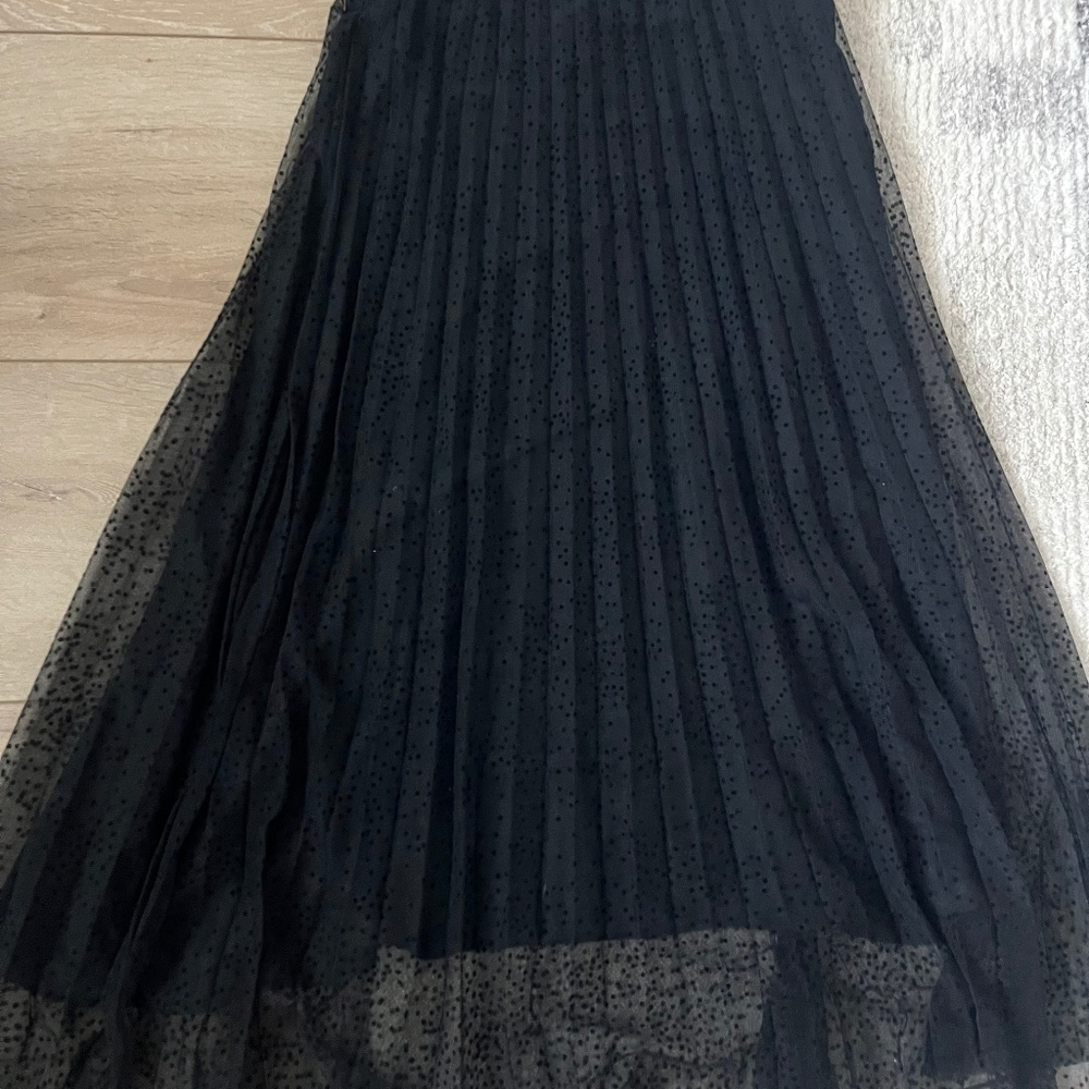 New Zara midi skirt sz small